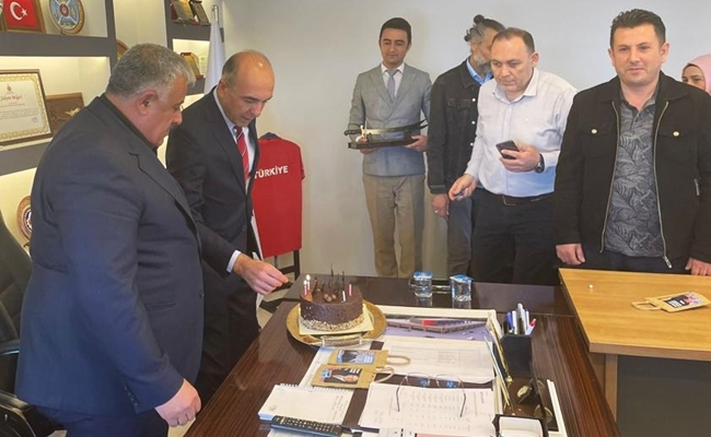 Ã–ZSAÃ‡MACI, ESNAFIN SORUNLARINI DÄ°NLEDÄ°